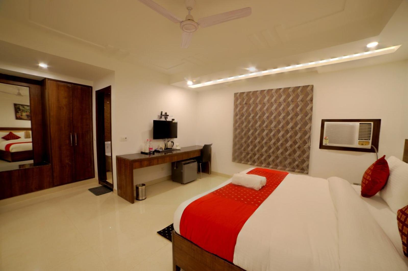 Hotel Chanakya Inn Új-Delhi Kültér fotó