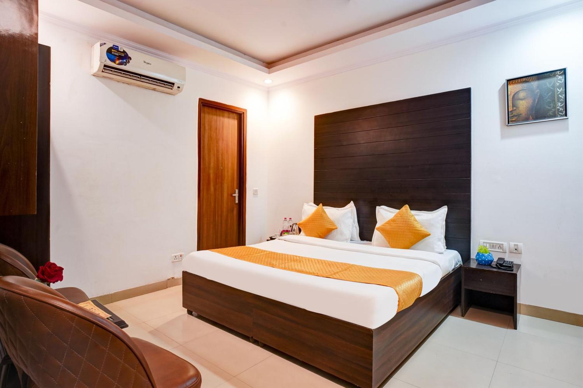 Hotel Chanakya Inn Új-Delhi Kültér fotó